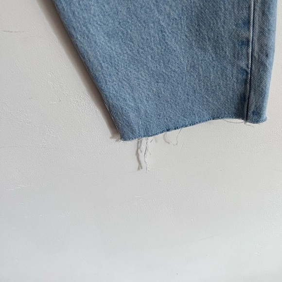 Levi's Wedgie Straight High Waist Button Fly NWT
Jeans Size 28X28 - Picture 10 of 11